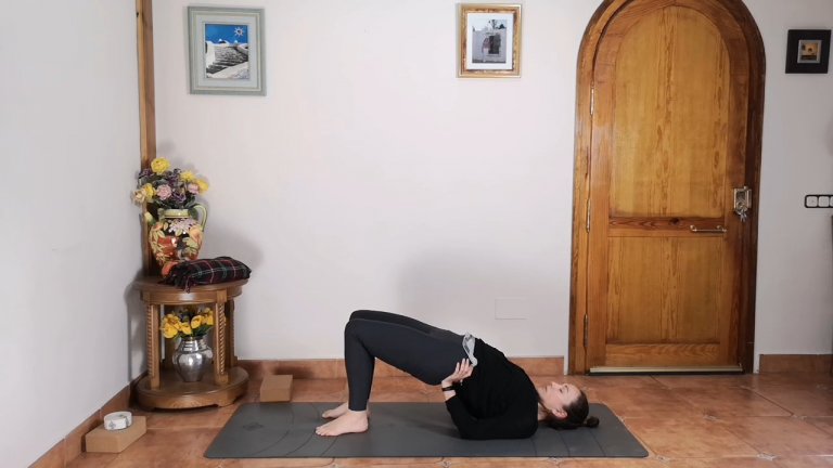 Fortalecer suelo pélvico con Yoga